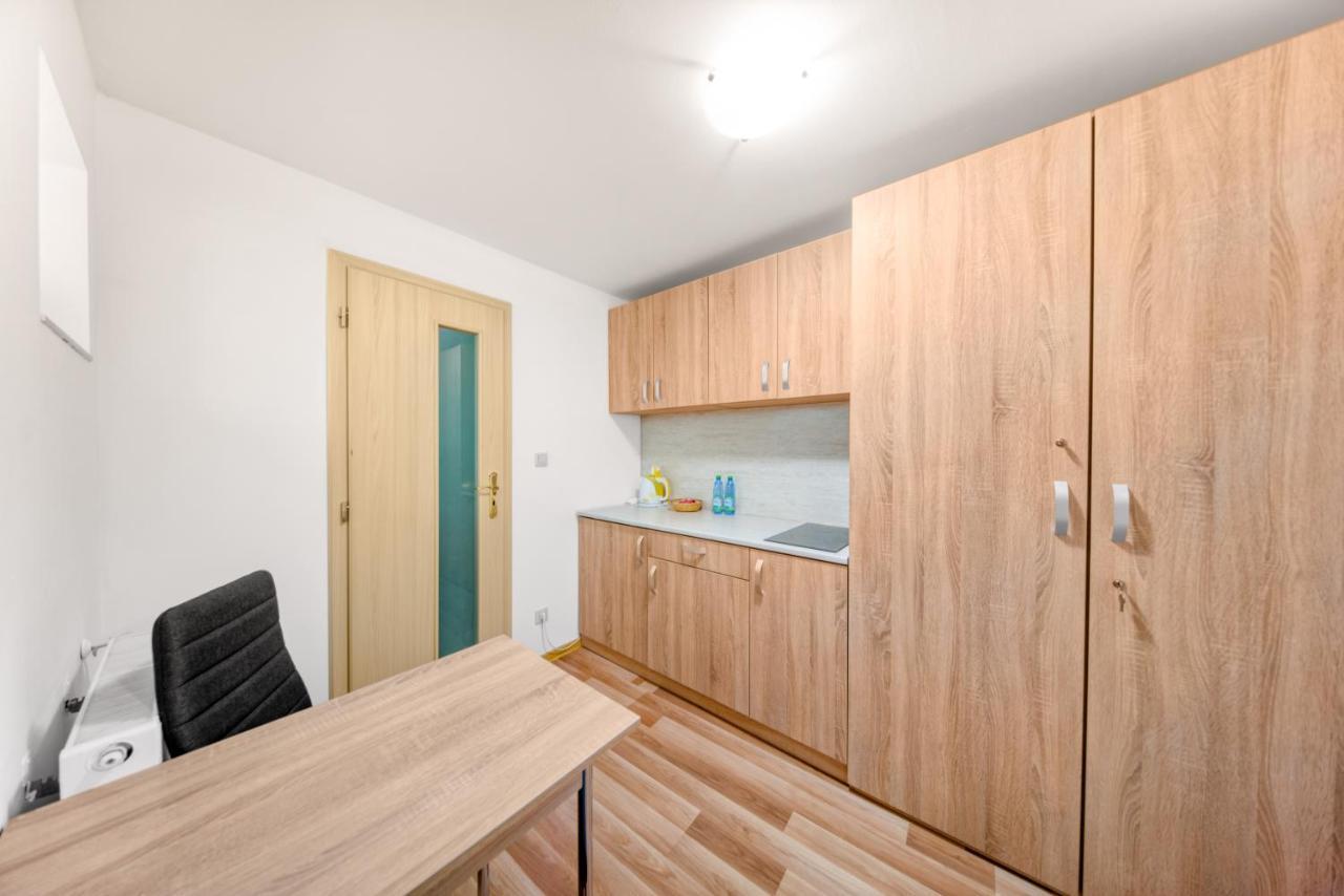 Pb Apartments Spisska Nova Ves Exterior photo